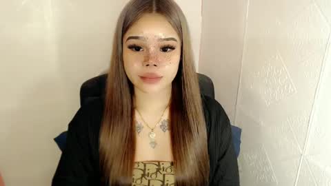 MAXXINE online show from 02.13.25