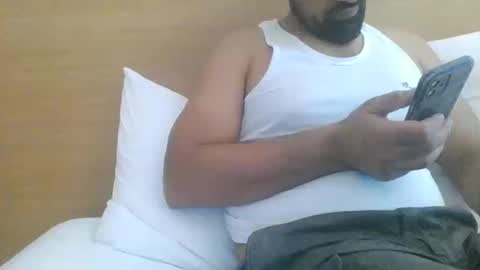 Snapshot of preetam_bbc chatting on 09.24.25 preetam_bbc online show from 09.24.25