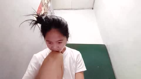 Snapshot of preetydinah chatting on 03.11.25 Dinah online show from 03.11.25