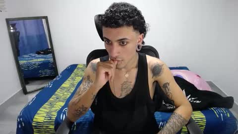 Plux online show from 11.21.25