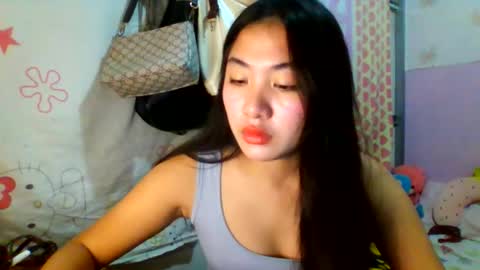 pretty_am online show from 11.18.25