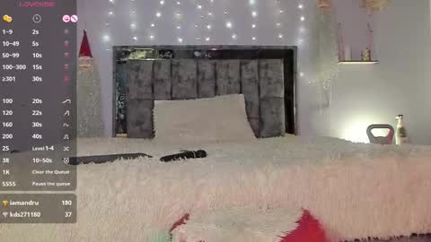 pretty_and_strong online show from 11.11.25