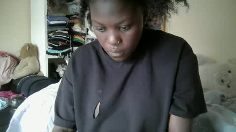 Snapshot of pretty_barbz chatting on 06.13.26 pretty_barbz online show from 06.13.26