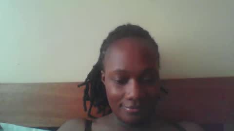 Snapshot of pretty_beib chatting on 05.21.26 Karol online show from 05.21.26