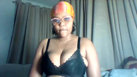 pretty_dee1 online show from 07.27.26