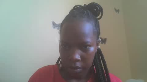 Snapshot of pretty_doll7 chatting on 12.21.25 doll online show from 12.21.25