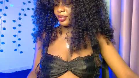 Snapshot of pretty_elsa chatting on 12.03.24 Elsa online show from 12.03.24