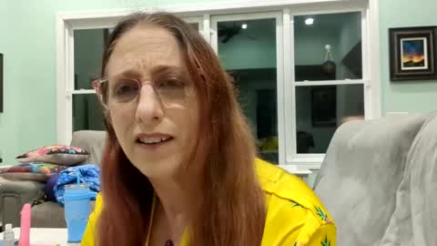 Snapshot of pretty_girl0415 chatting on 12.20.24 pretty_girl0415 online show from 12.20.24