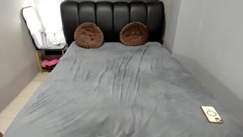 pretty_glinda online show from 06.20.26
