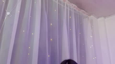 pretty online show from 11.18.25