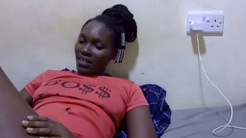 pretty_leila1 online show from 04.30.26