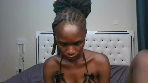 Pretty online show from 10.10.25