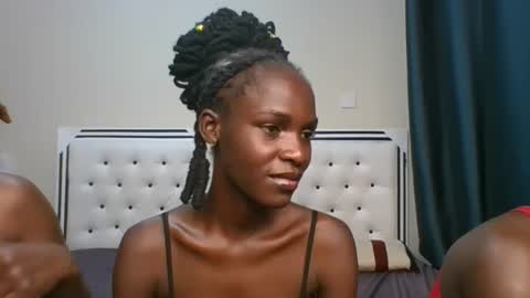 Pretty online show from 10.11.25