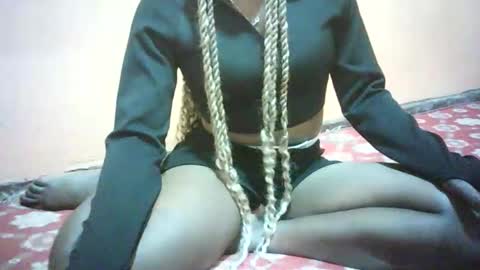 Snapshot of pretty_milan chatting on 01.07.26 pretty_milan online show from 01.07.26