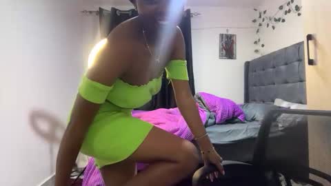 Pretty peaches online show from 02.19.26