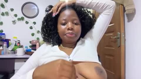 Pretty peaches online show from 03.08.26