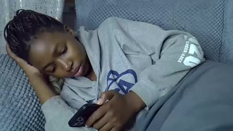 pretty_petite24 online show from 03.10.26