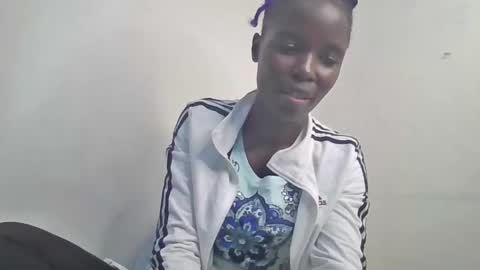 pretty_petite_ebony online show from 12.06.24