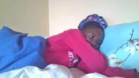 pretty_petite_ebony online show from 12.23.24