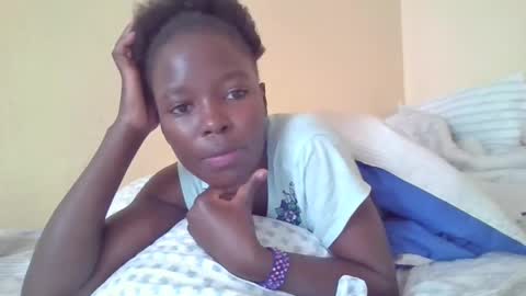 pretty_petite_ebony online show from 01.01.25