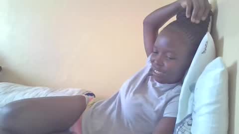 pretty_petite_ebony online show from 01.22.25