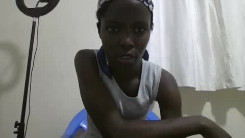 pretty_petite_ebony online show from 11.01.25