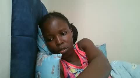 Snapshot of pretty_petite_ebony chatting on 02.07.26 pretty_petite_ebony online show from 02.07.26