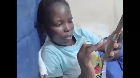 Snapshot of pretty_petite_ebony chatting on 03.12.26 pretty_petite_ebony online show from 03.12.26