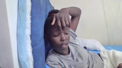 pretty_petite_ebony online show from 05.04.26