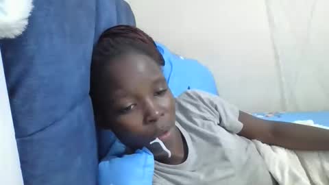 pretty_petite_ebony online show from 05.04.26