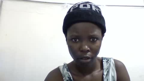 Snapshot of pretty_petite_ebony chatting on 06.15.26 pretty_petite_ebony online show from 06.15.26