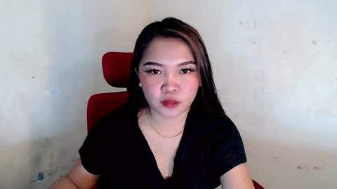 Snapshot of pretty_pharsa chatting on 05.28.26 pretty_pharsa online show from 05.28.26
