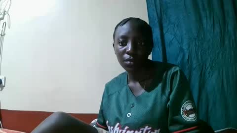 Snapshot of pretty_tiffany1 chatting on 02.16.26 pretty_tiffany1 online show from 02.16.26