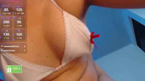 Snapshot of pretty_valen chatting on 10.03.25 Valentina online show from 10.03.25