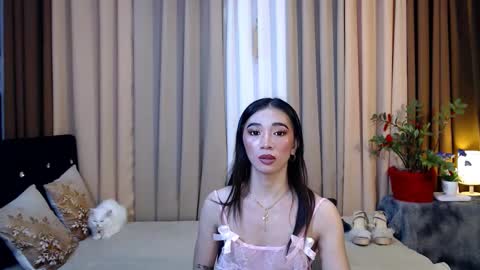 Snapshot of prettyakhira chatting on 02.05.25 prettyakhira online show from 02.05.25