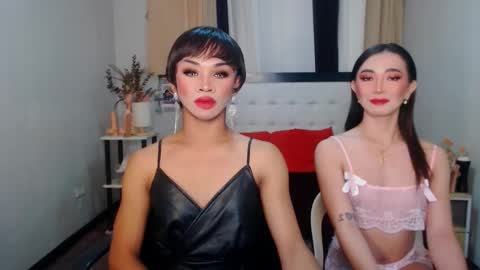 Snapshot of prettyakhira chatting on 02.21.25 prettyakhira online show from 02.21.25