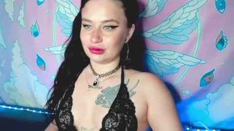 Snapshot of prettyaliceee chatting on 07.19.26 Alice online show from 07.19.26