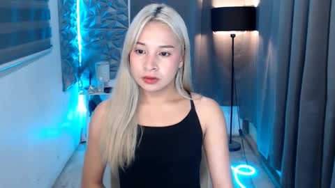 prettyallison_29 online show from 02.08.25