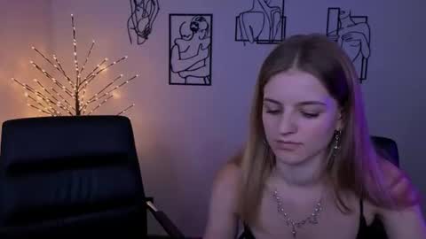 Snapshot of prettyamyy chatting on 07.10.26 Ammy online show from 07.10.26