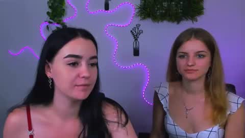 Snapshot of prettyamyy chatting on 07.15.26 Ammy online show from 07.15.26