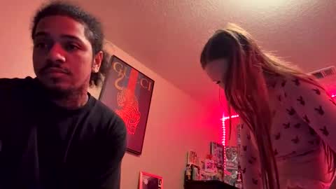 prettyypinkk3 online show from 03.02.26