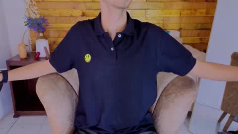 Snapshot of prettyboyy_13 chatting on 01.07.26 Camilo online show from 01.07.26