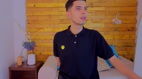 Snapshot of prettyboyy_13 chatting on 01.09.26 Camilo online show from 01.09.26