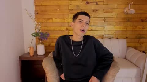 Snapshot of prettyboyy_13 chatting on 01.13.26 Camilo online show from 01.13.26