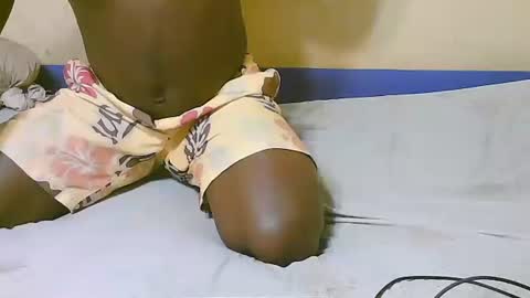 Snapshot of prettyboyz10 chatting on 09.22.25 prettyboyz10 online show from 09.22.25