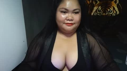 Snapshot of prettycarla_ chatting on 06.23.26 prettycarla online show from 06.23.26