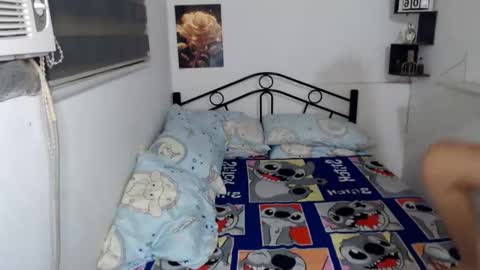 Snapshot of prettycumnotes69 chatting on 09.22.25 ASHLEY online show from 09.22.25