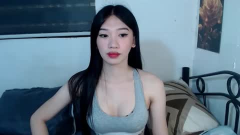 Snapshot of prettycumnotes69 chatting on 12.01.25 ASHLEY online show from 12.01.25