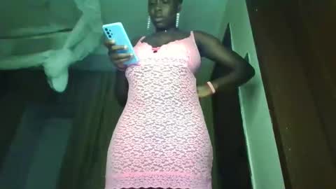 Snapshot of prettydulce chatting on 02.13.26 prettydulce online show from 02.13.26