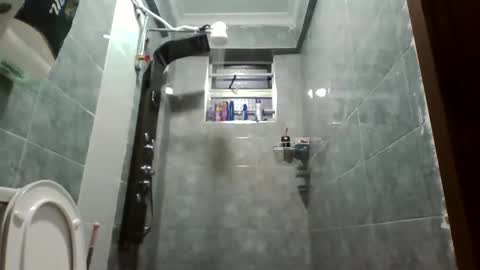 Snapshot of prettydulce chatting on 02.15.26 prettydulce online show from 02.15.26